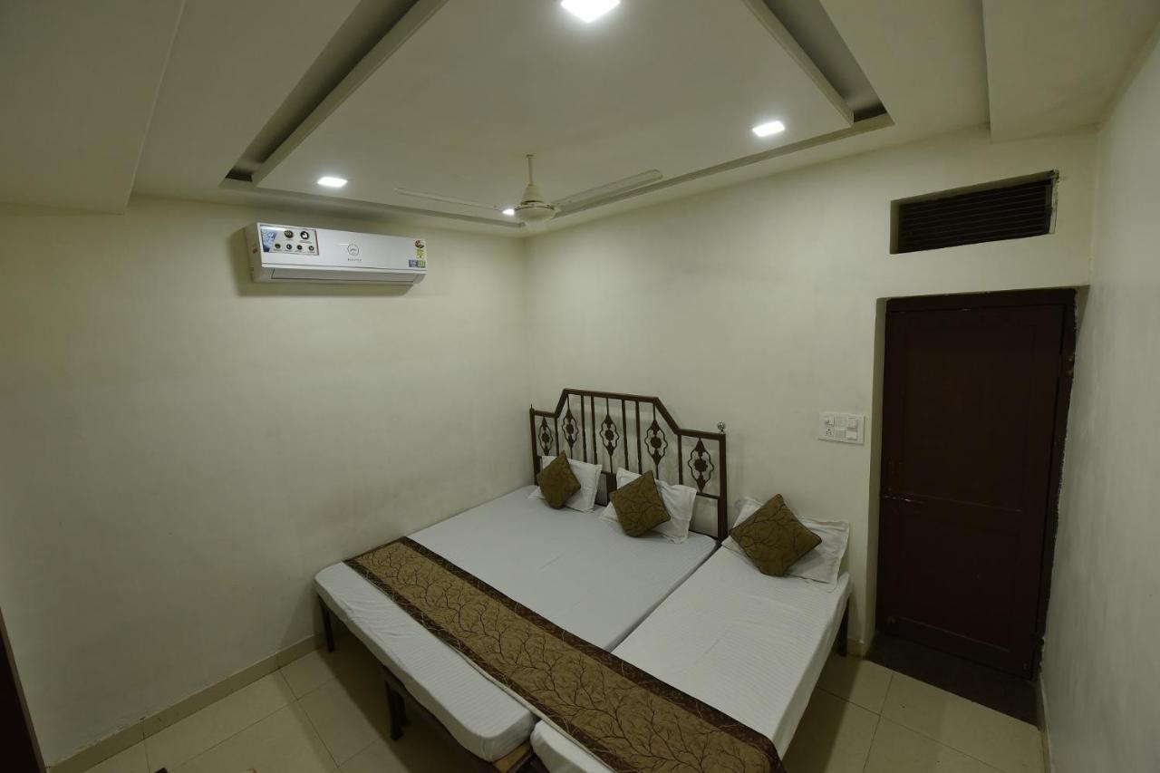 Baba Pensión Ajmer Exterior foto